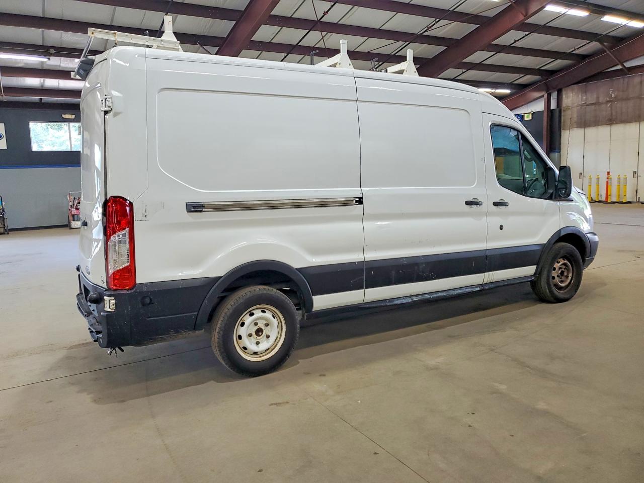 1FTYE2CM0JKA22598 · 2018 FORD TRANSIT · 3/13