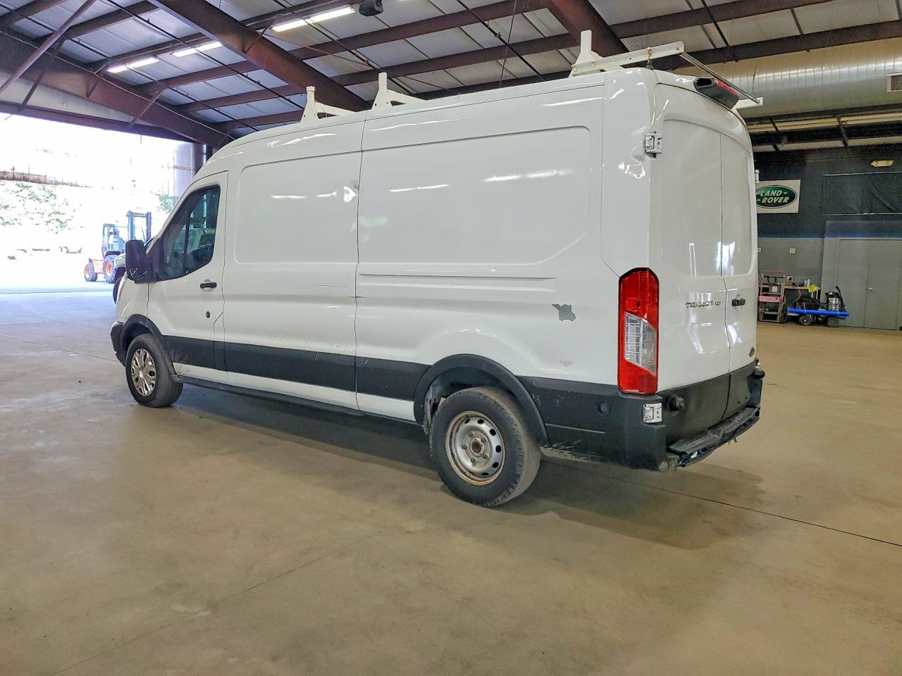 1FTYE2CM0JKA22598 · 2018 FORD TRANSIT · 2/13