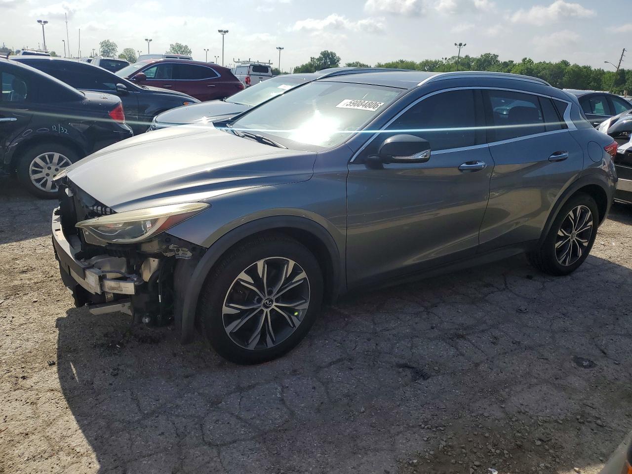 SJKCH5CR1JA043560 · 2018 INFINITI QX30