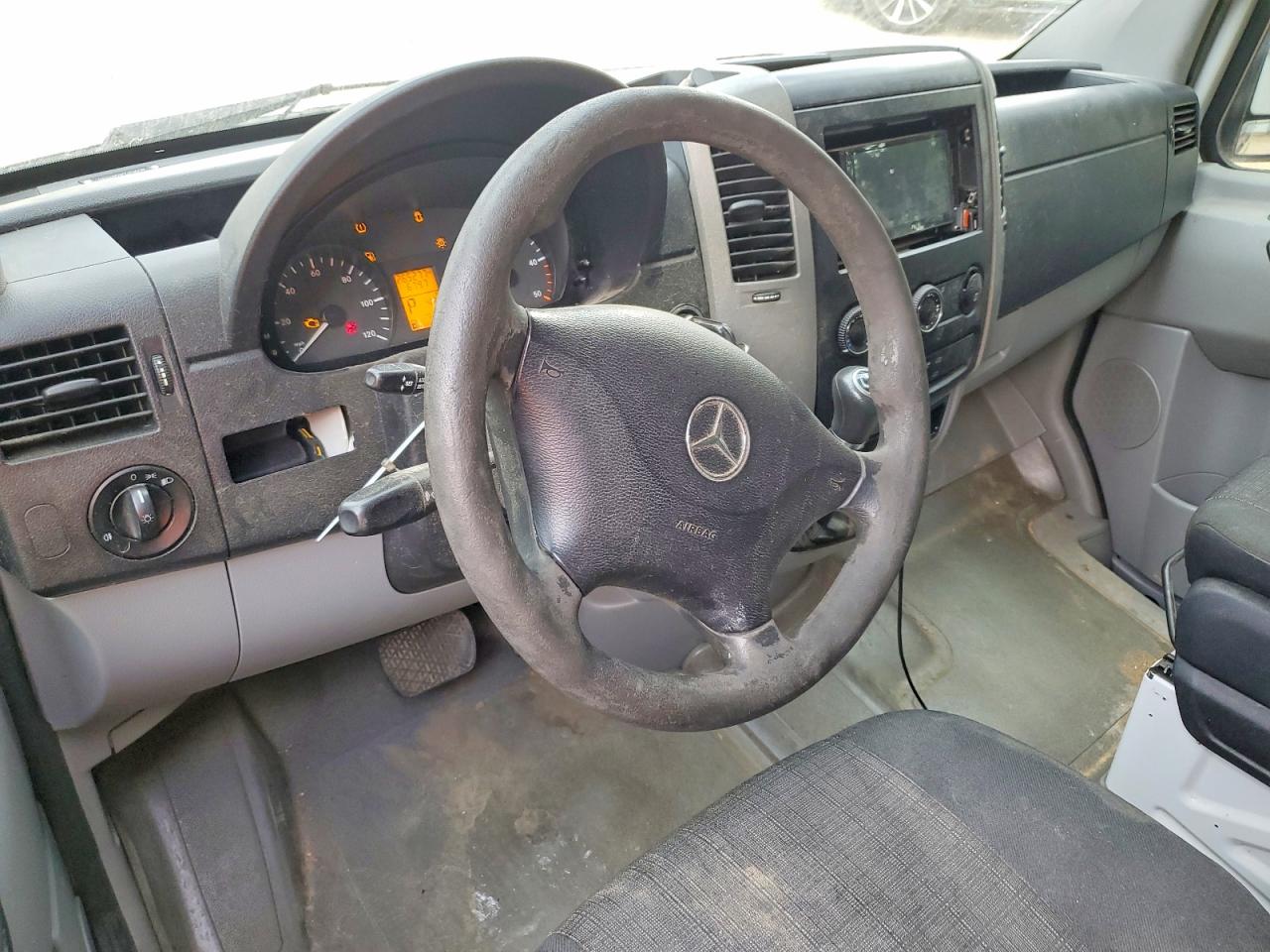 WD3PE7CC4E5843296 · 2014 MERCEDES-BENZ SPRINTER · 8/13