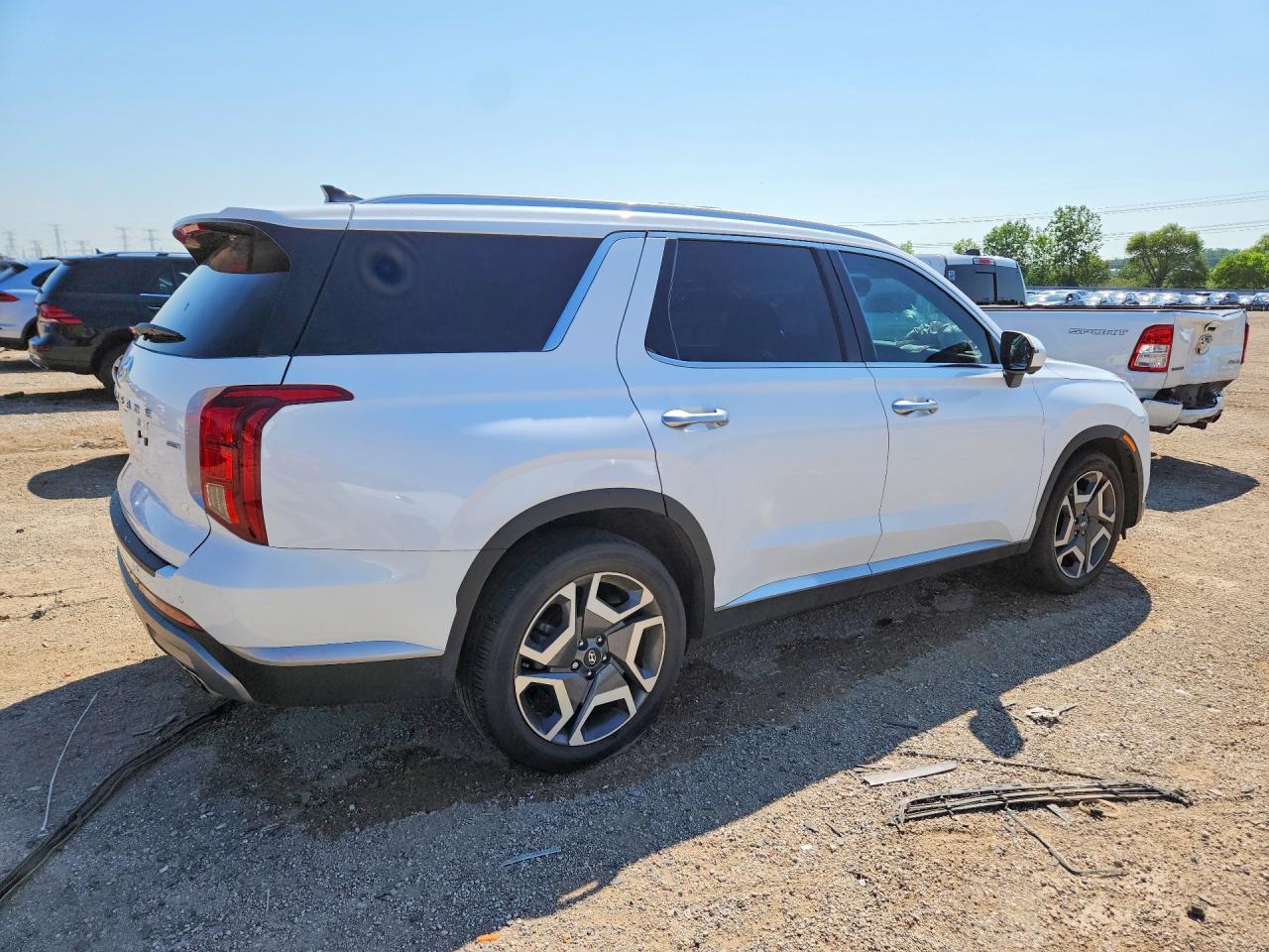 KM8R4DGE4RU707141 · 2024 HYUNDAI PALISADE · 3/12