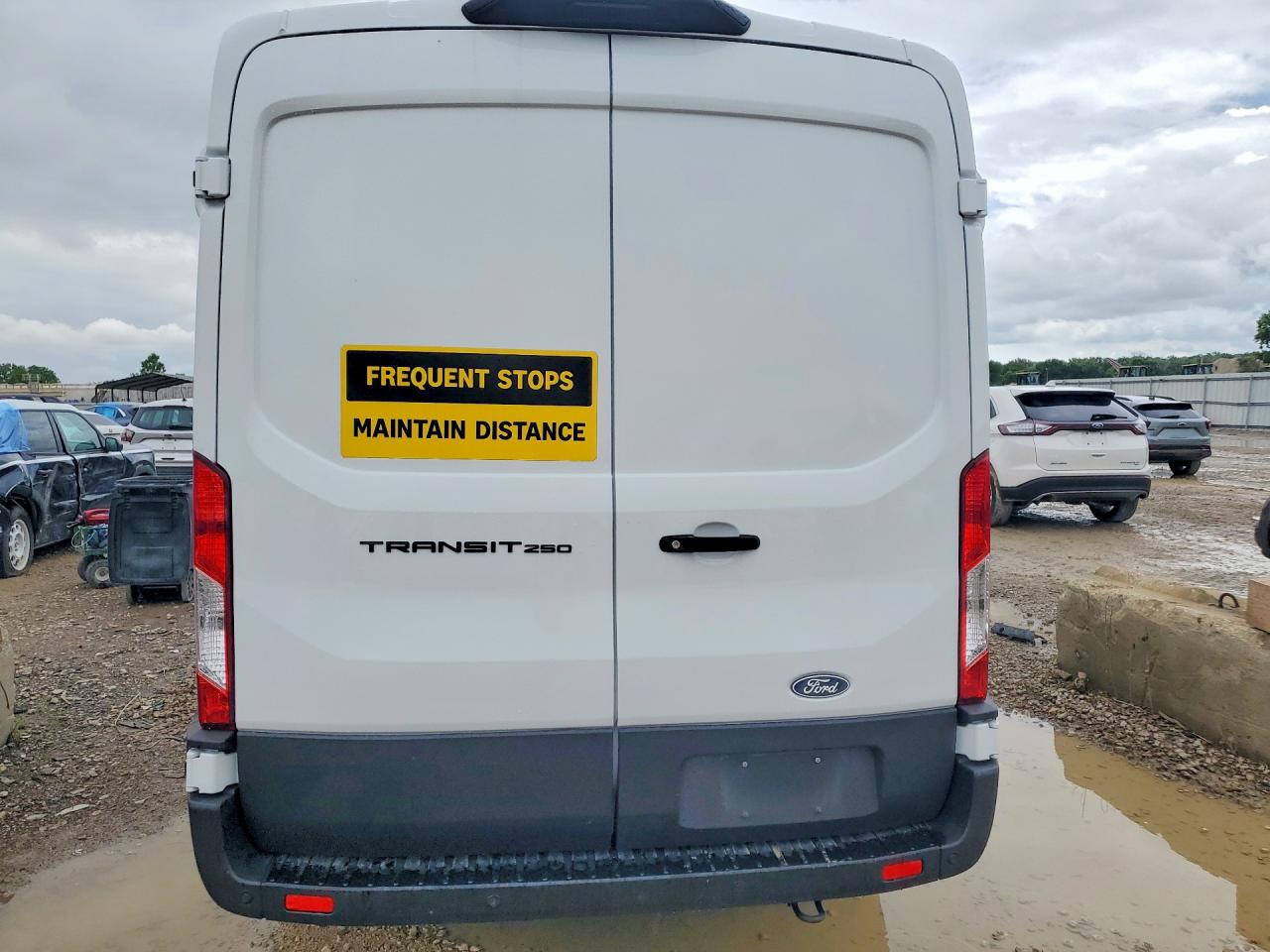 1FTBR1C83TKB09020 · 2026 FORD TRANSIT · 6/13
