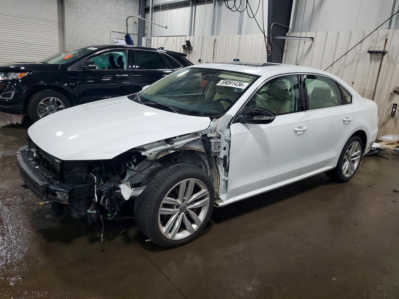 1VWBA7A31JC001730 · 2018 VOLKSWAGEN PASSAT
