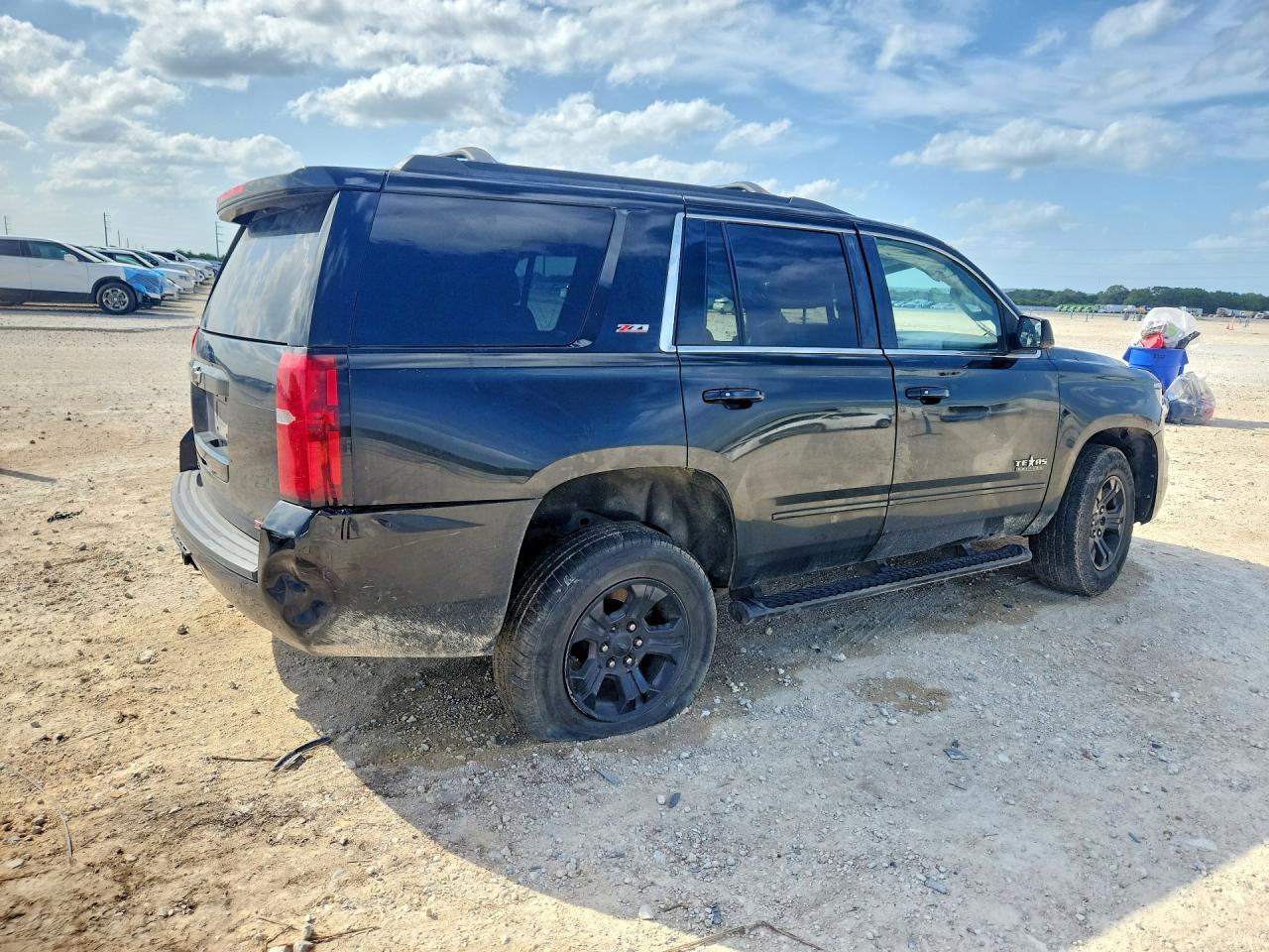 1GNSKBKC3HR308090 · 2017 CHEVROLET TAHOE · 3/13