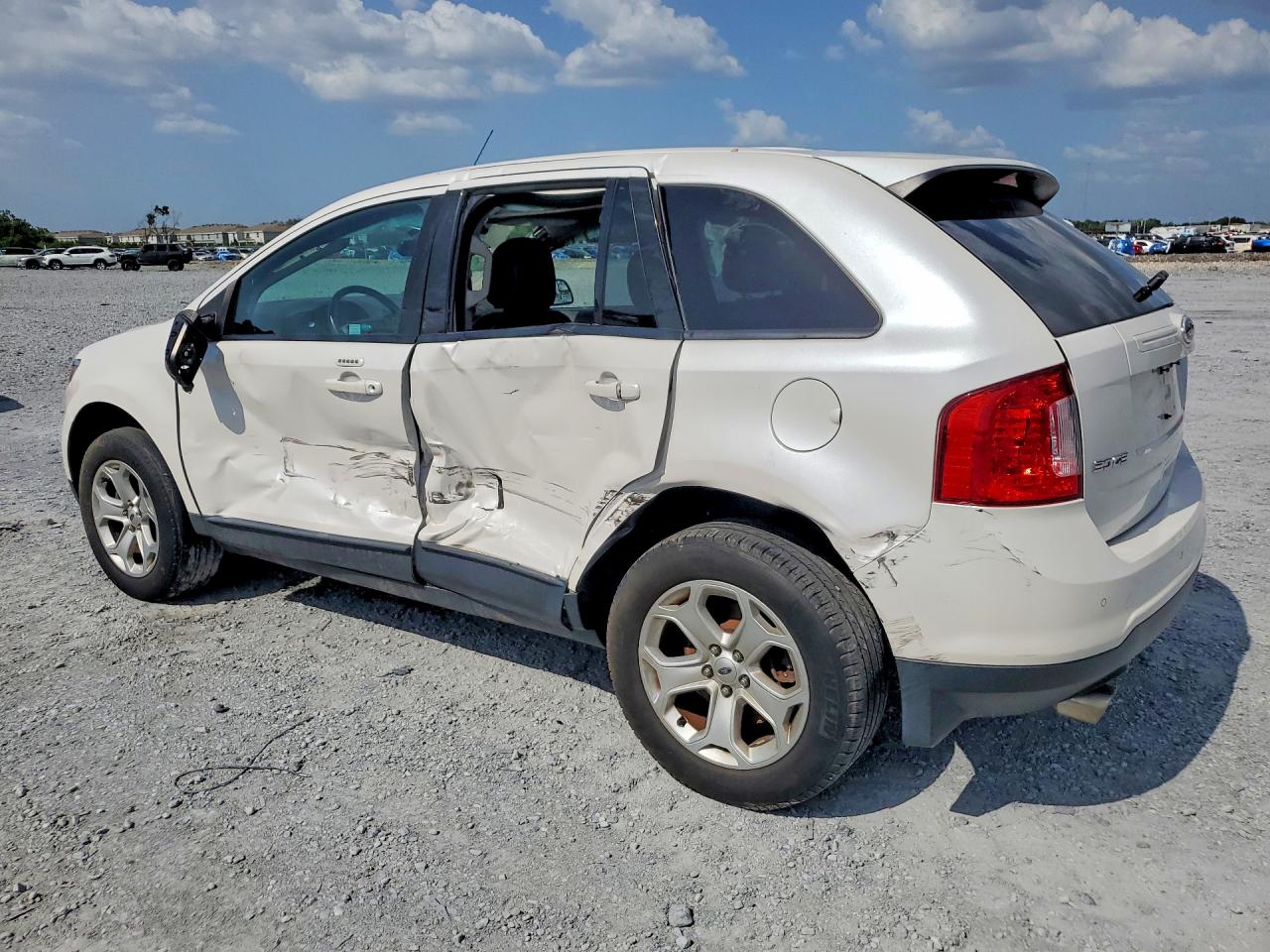2FMDK4JC5EBB27341 · 2014 FORD EDGE · 2/13