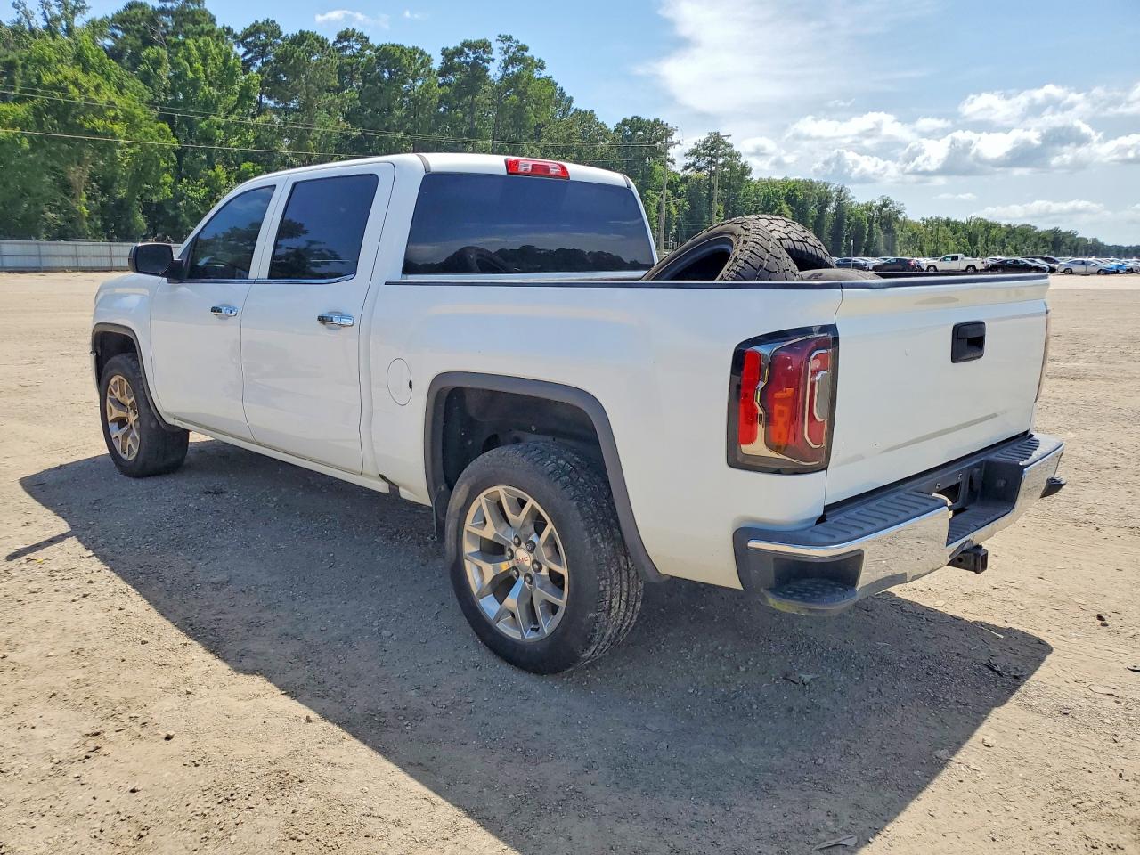 3GTU2NEC4JG272625 · 2018 GMC SIERRA · 2/12