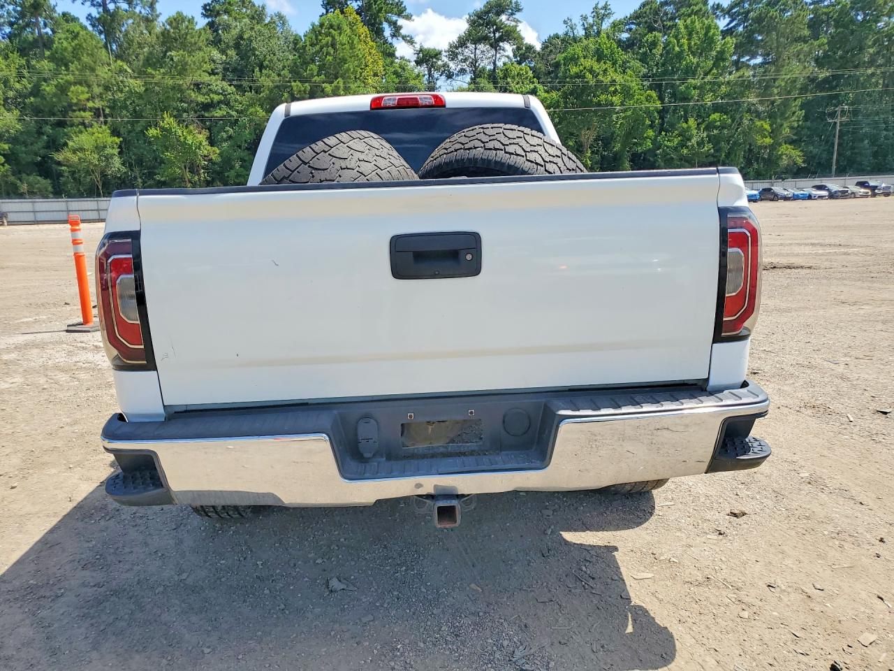 3GTU2NEC4JG272625 · 2018 GMC SIERRA · 6/12