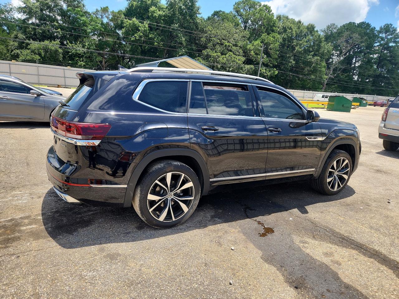 1V2FR2CA6SC546530 · 2025 VOLKSWAGEN ATLAS · 3/13