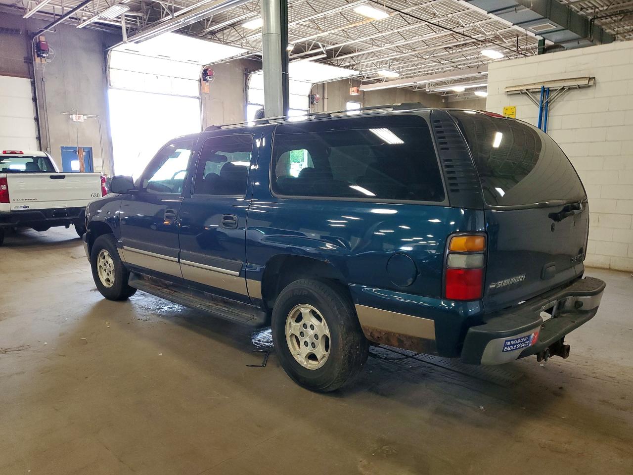 1GNFK16Z65J151790 · 2005 CHEVROLET SUBURBAN · 2/13