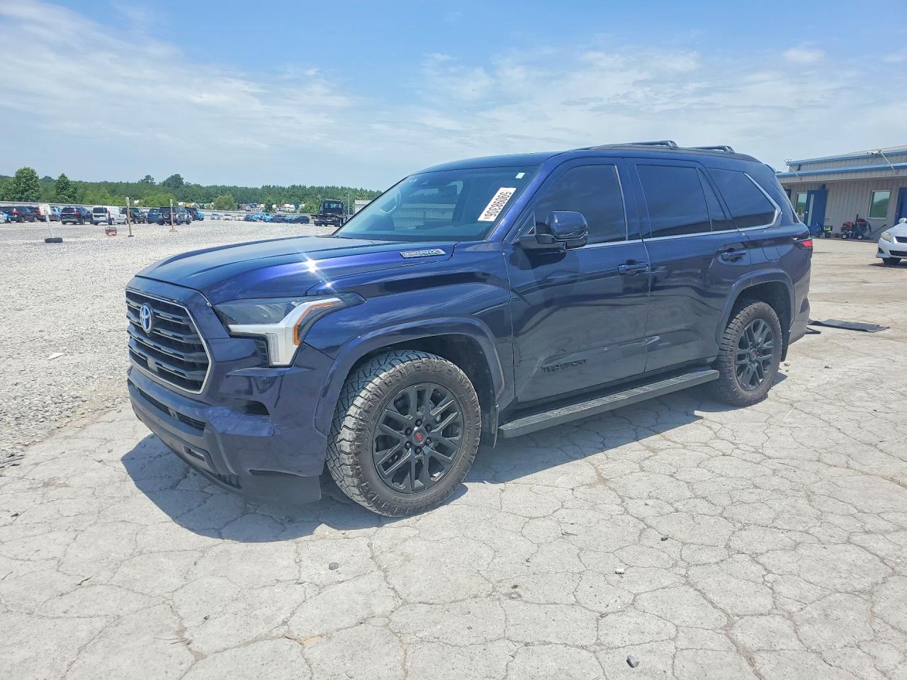 7SVAAABA6RX043961 · 2024 TOYOTA SEQUOIA