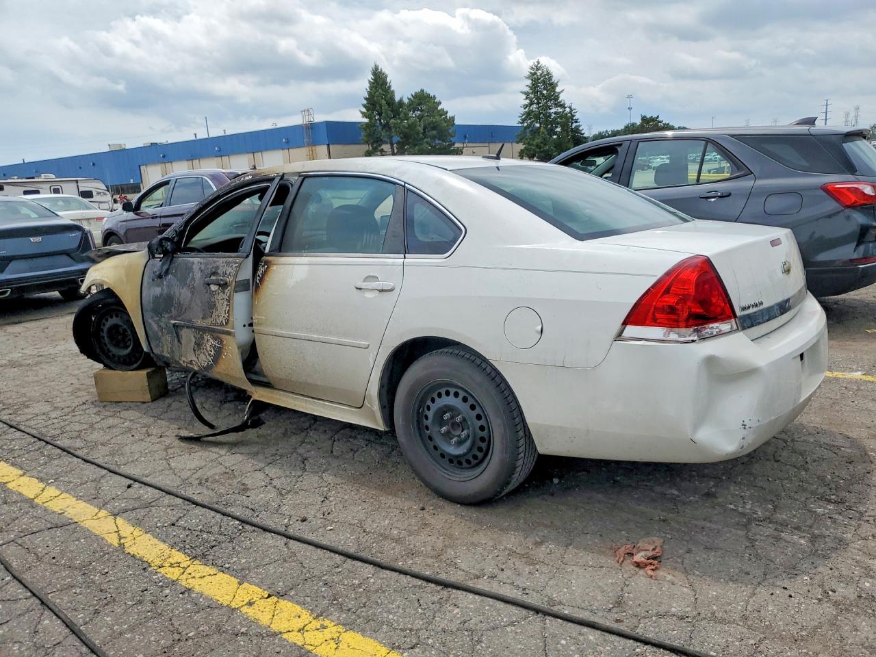 2G1WA5EK8A1139709 · 2010 CHEVROLET IMPALA · 2/12