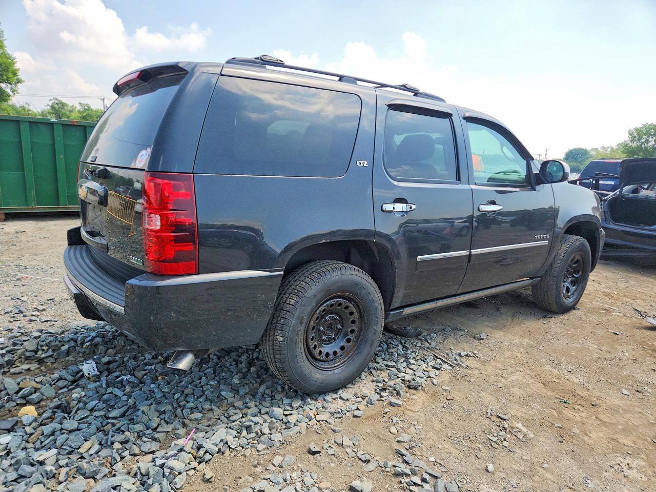 1GNSKCE02CR209373 · 2012 CHEVROLET TAHOE · 3/13