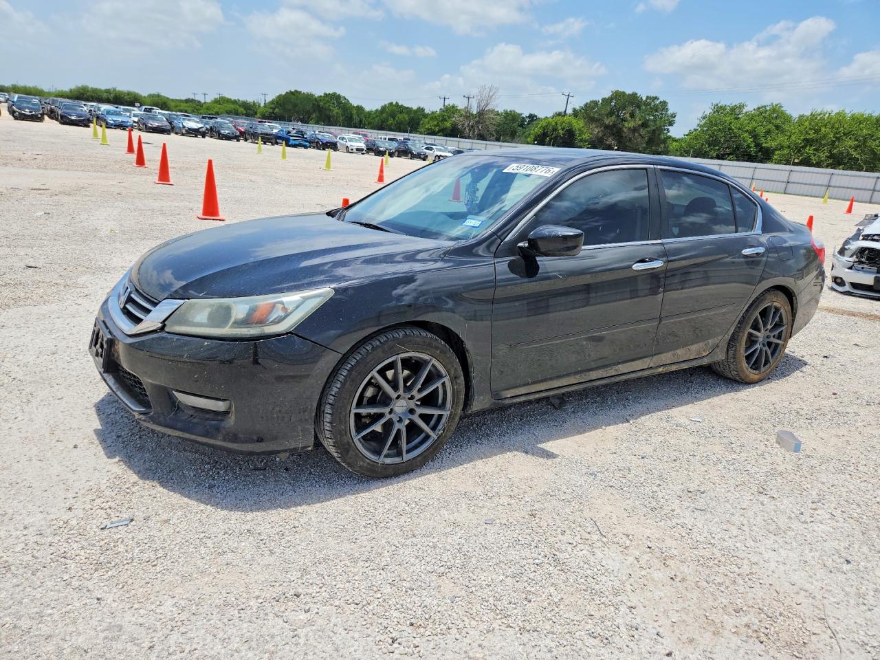 1HGCR2F5XEA266940 · 2014 HONDA ACCORD