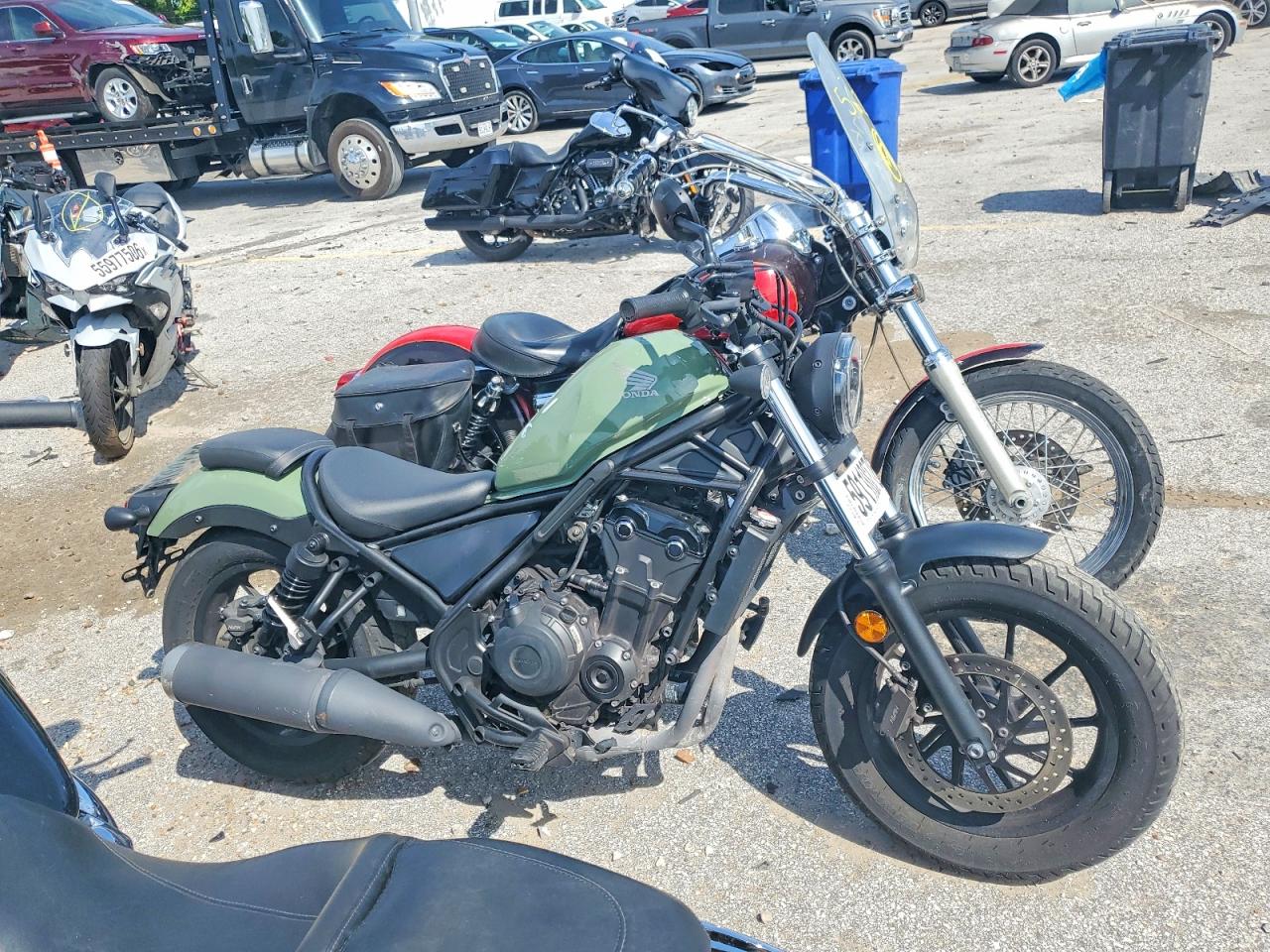 MLHPC5607N5500836 · 2022 HONDA CMX500
