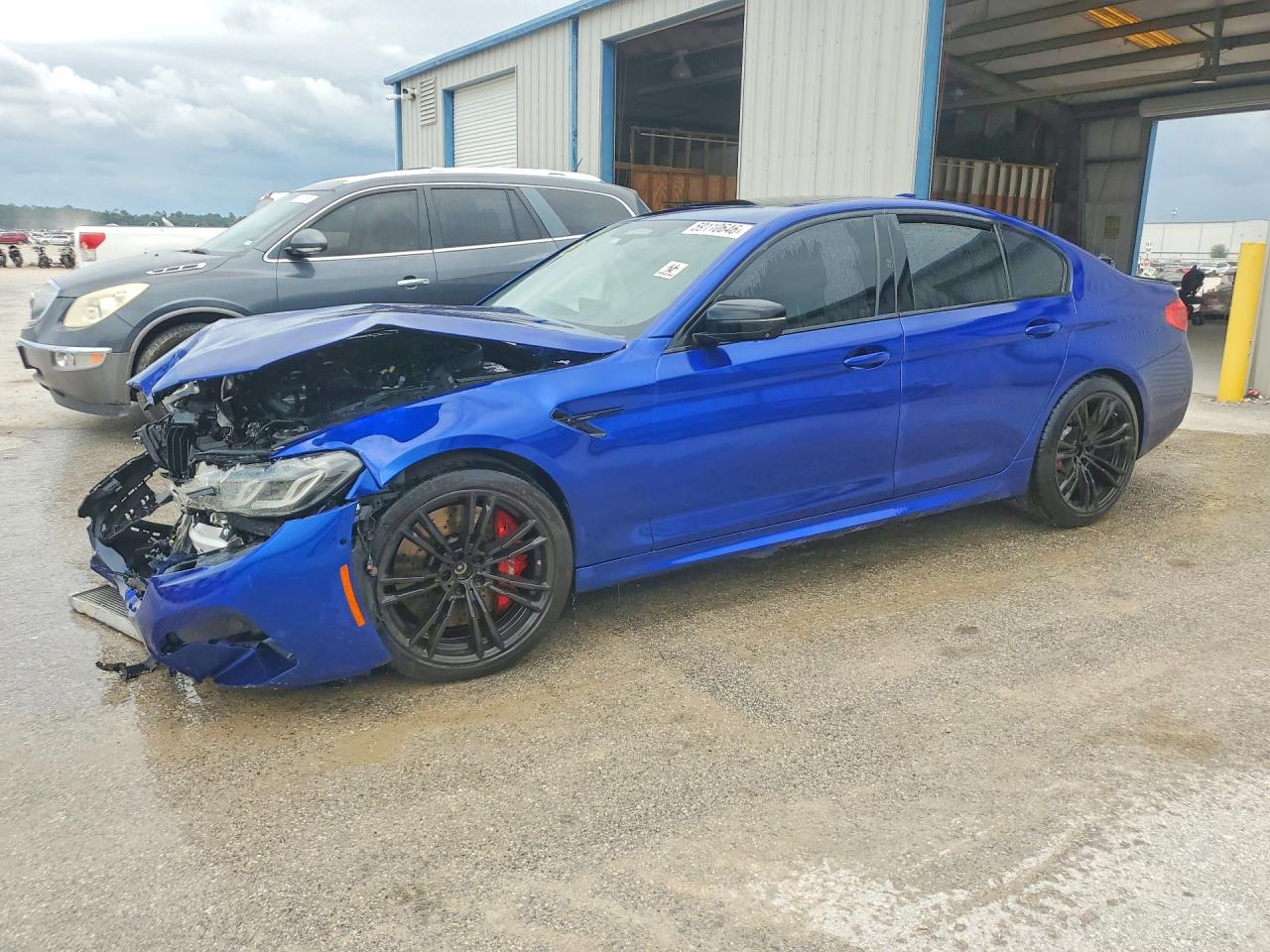 WBS83CH06NCK64273 · 2022 BMW M5