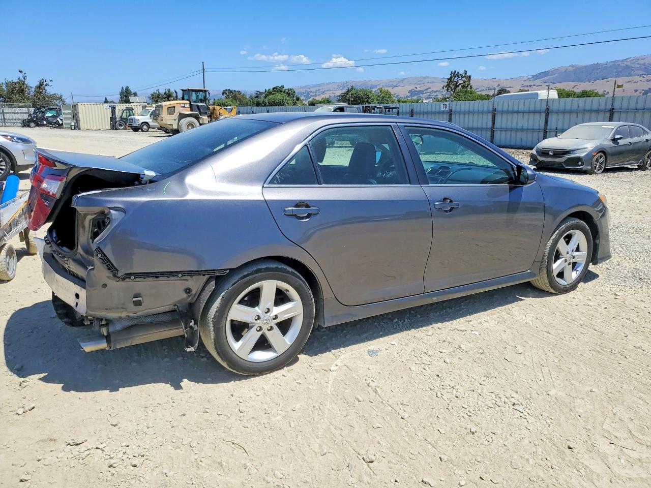 4T1BF1FK7EU343003 · 2014 TOYOTA CAMRY · 3/13