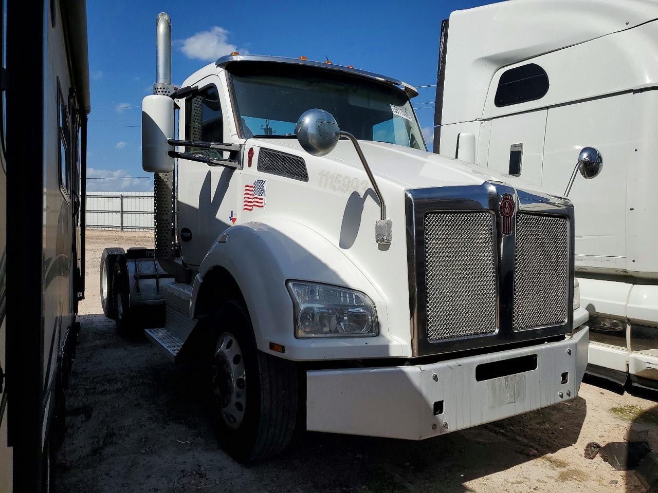 1XKZDK9X1HJ163970 · 2017 KENWORTH CONSTRUCTION