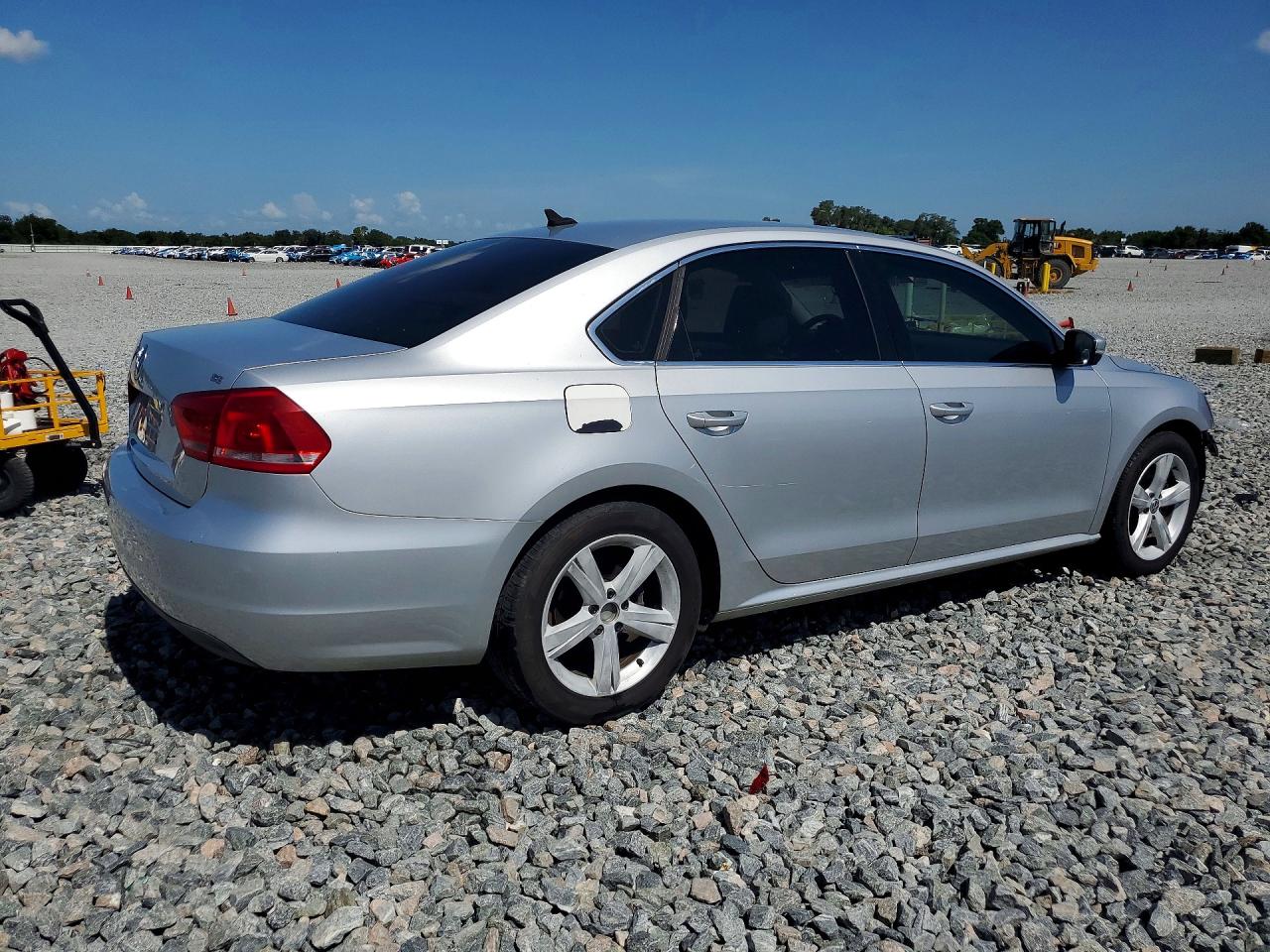 1VWBH7A36DC000900 · 2013 VOLKSWAGEN PASSAT · 3/13