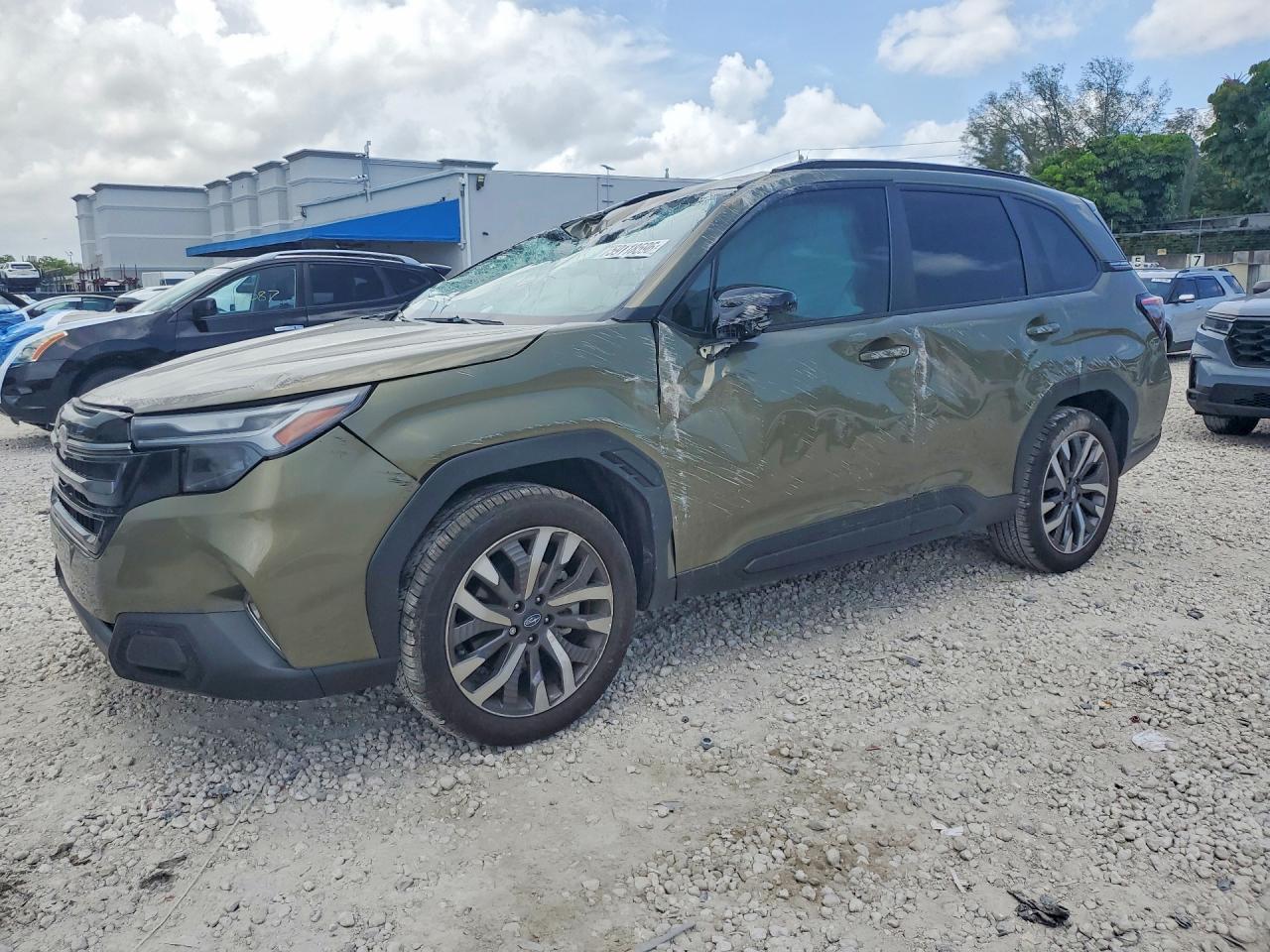 4S4SLDT61T3071956 · 2026 SUBARU FORESTER