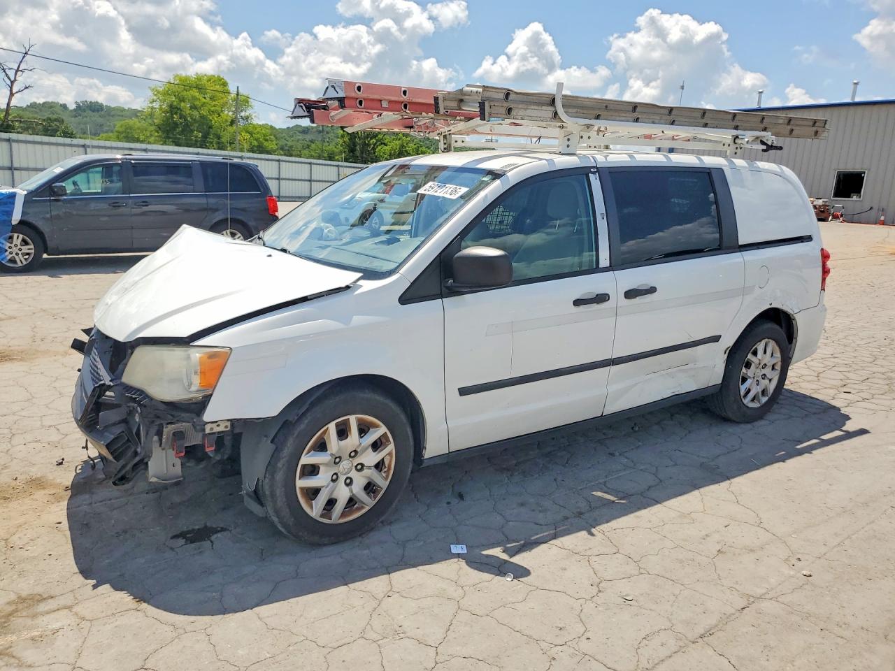 2C4JRGAG1ER389338 · 2014 RAM TRADESMAN