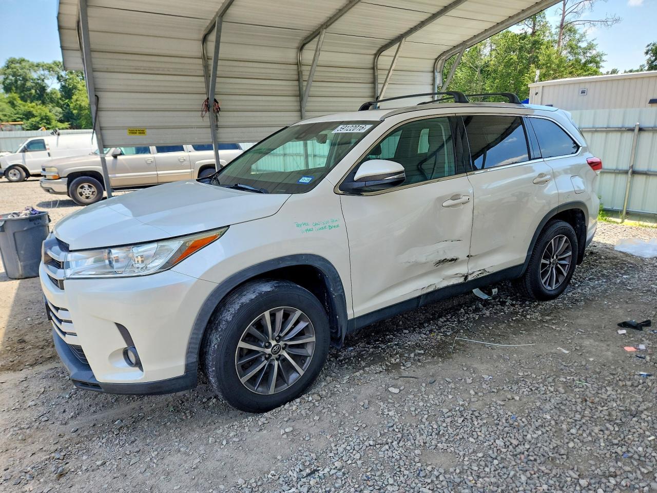 5TDKZRFH0KS316370 · 2019 TOYOTA HIGHLANDER