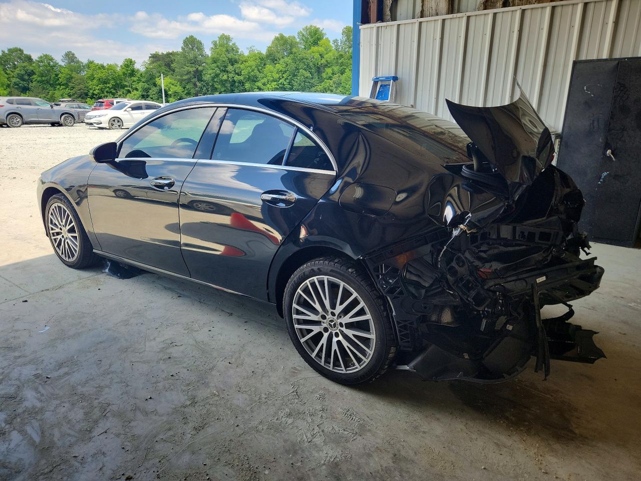 W1K5J4HB3NN286135 · 2022 MERCEDES-BENZ CLA · 2/12