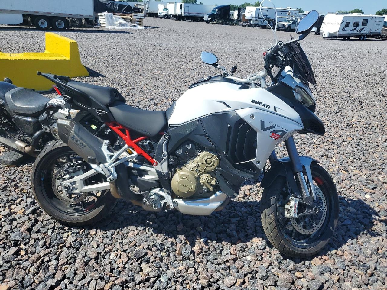 ZDMAALVW4NB014192 · 2022 DUCATI MULTISTRADA