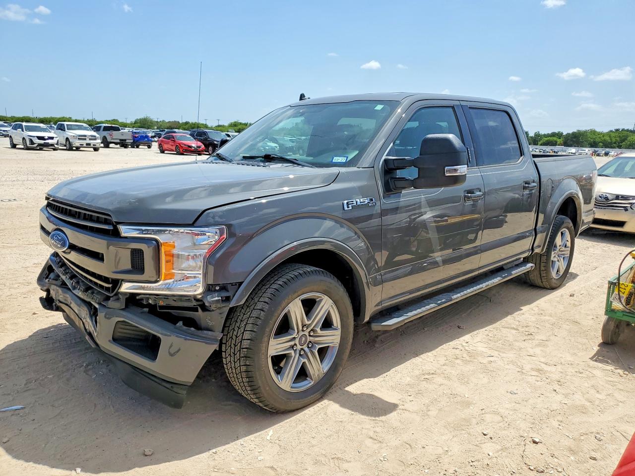 1FTEW1CG8JFB51797 · 2018 FORD F150