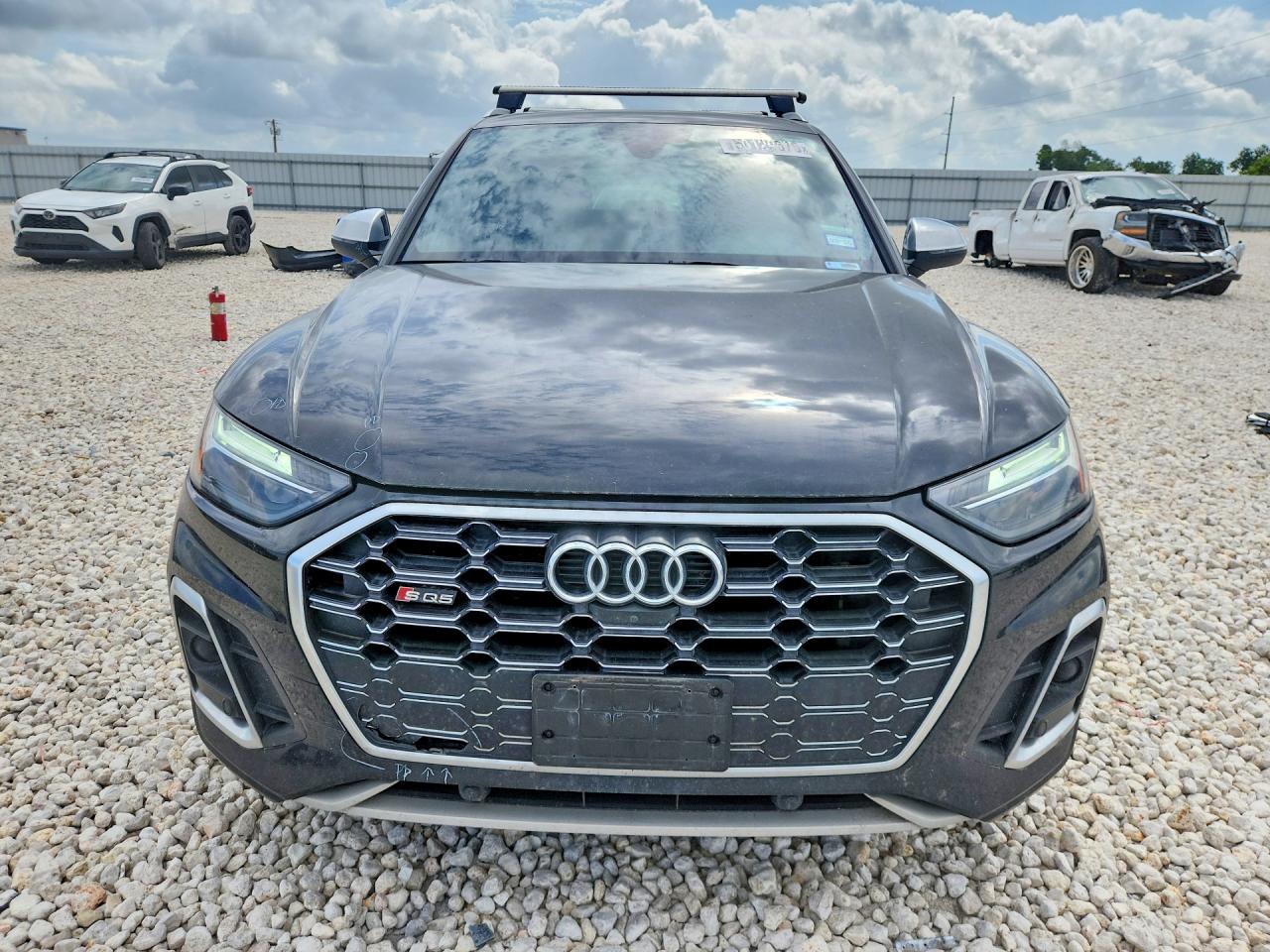 WA1B4AFY4M2044877 · 2021 AUDI SQ5 · 5/13
