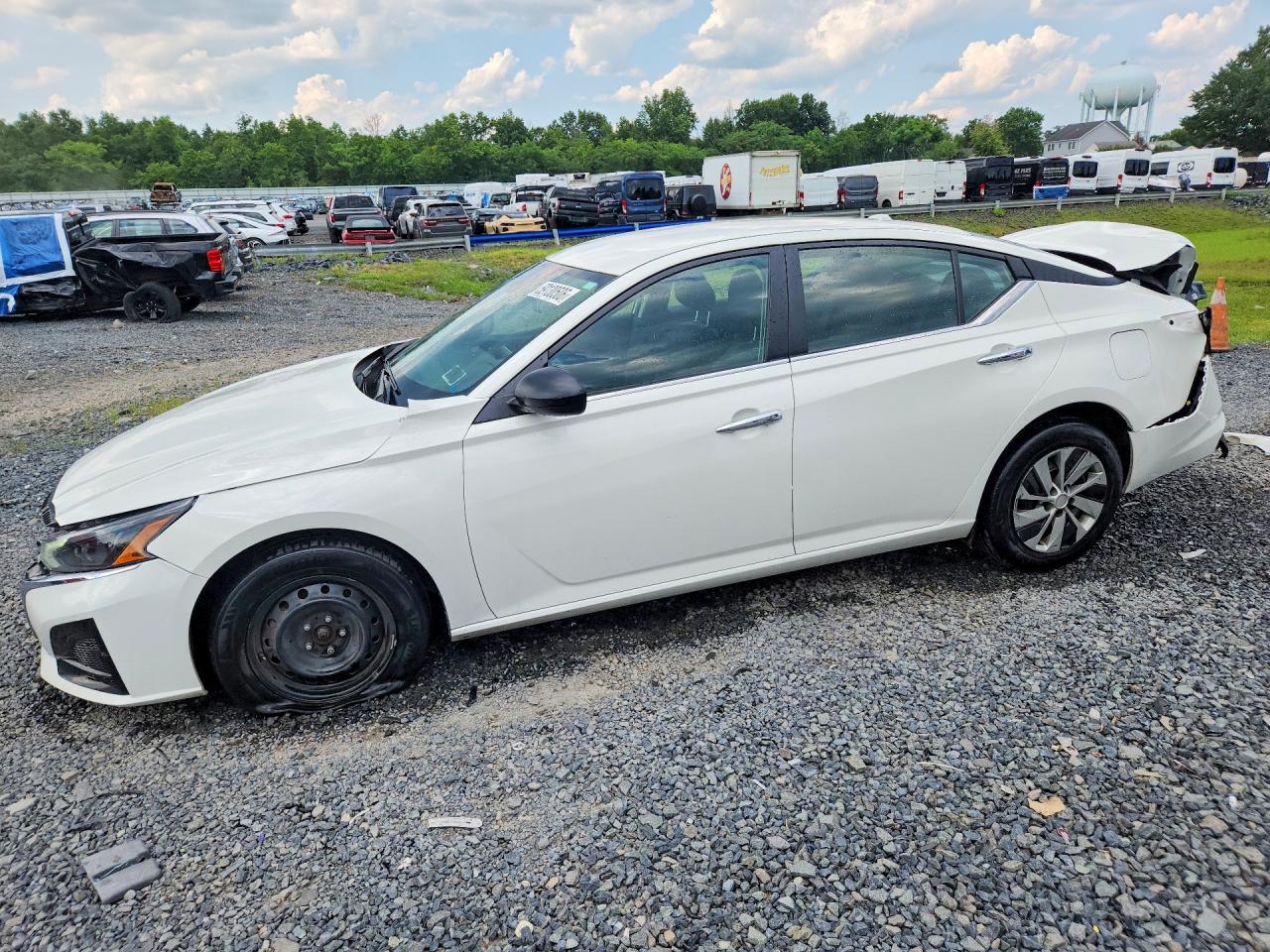2025 NISSAN ALTIMA