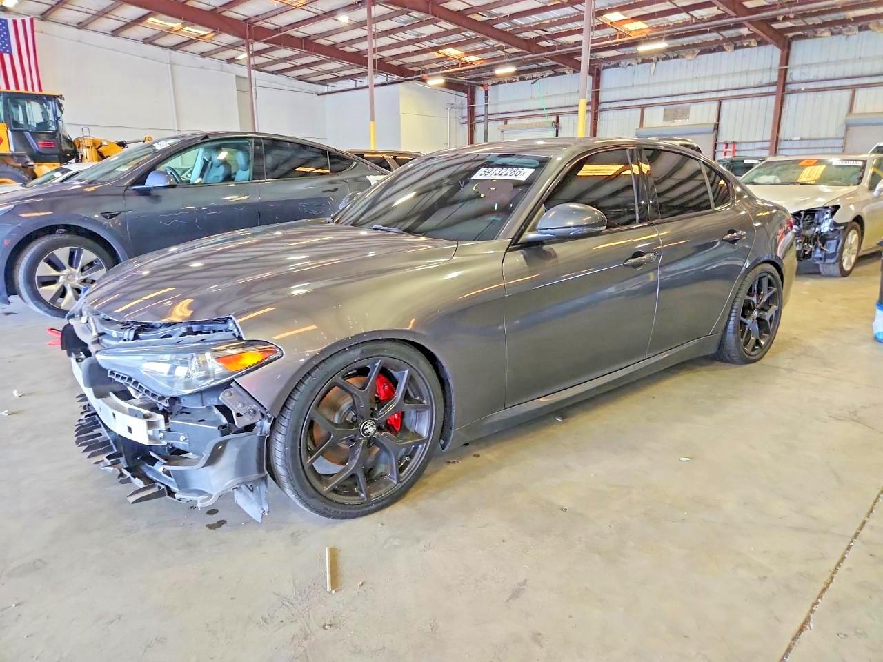 ZARFAMAN9K7620015 · 2019 ALFA ROMEO GIULIA