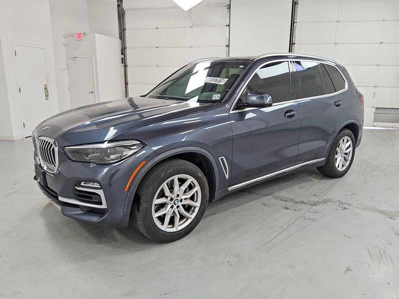 5UXCR6C06M9E38168 · 2021 BMW X5