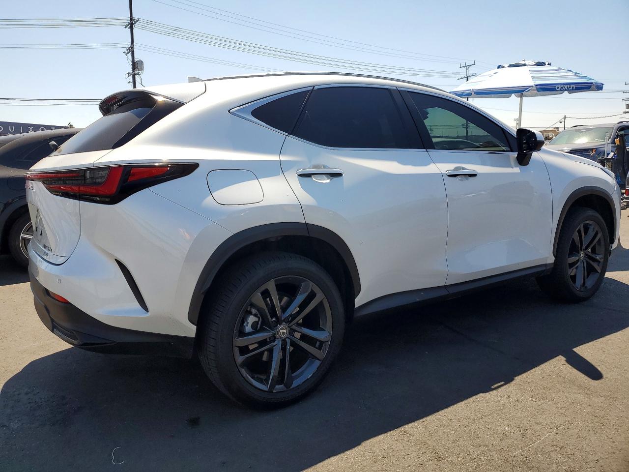 JTJHKCFZ2R2030426 · 2024 LEXUS NX 450H+ · 3/13