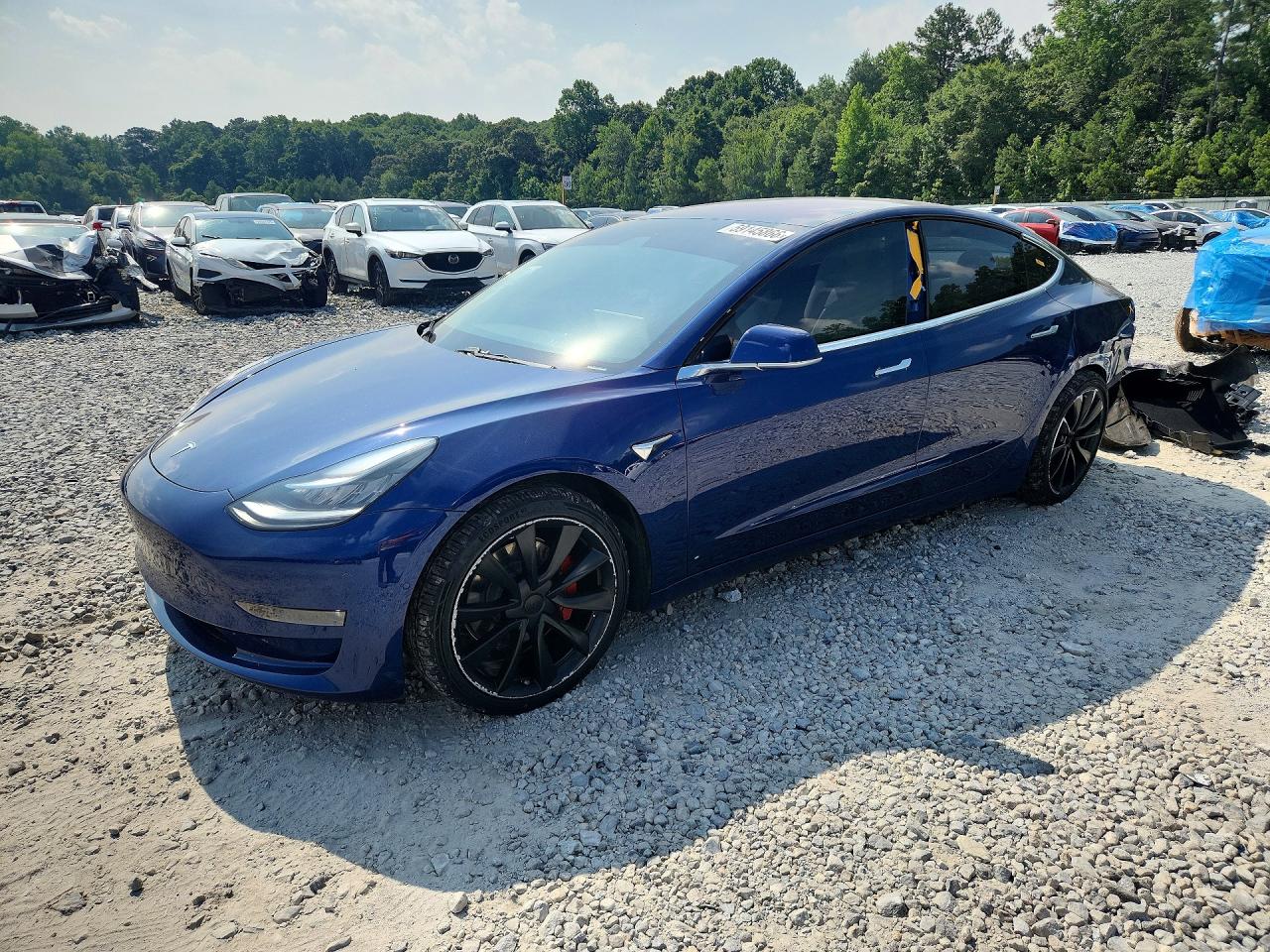 5YJ3E1EB7JF135297 · 2018 TESLA MODEL 3