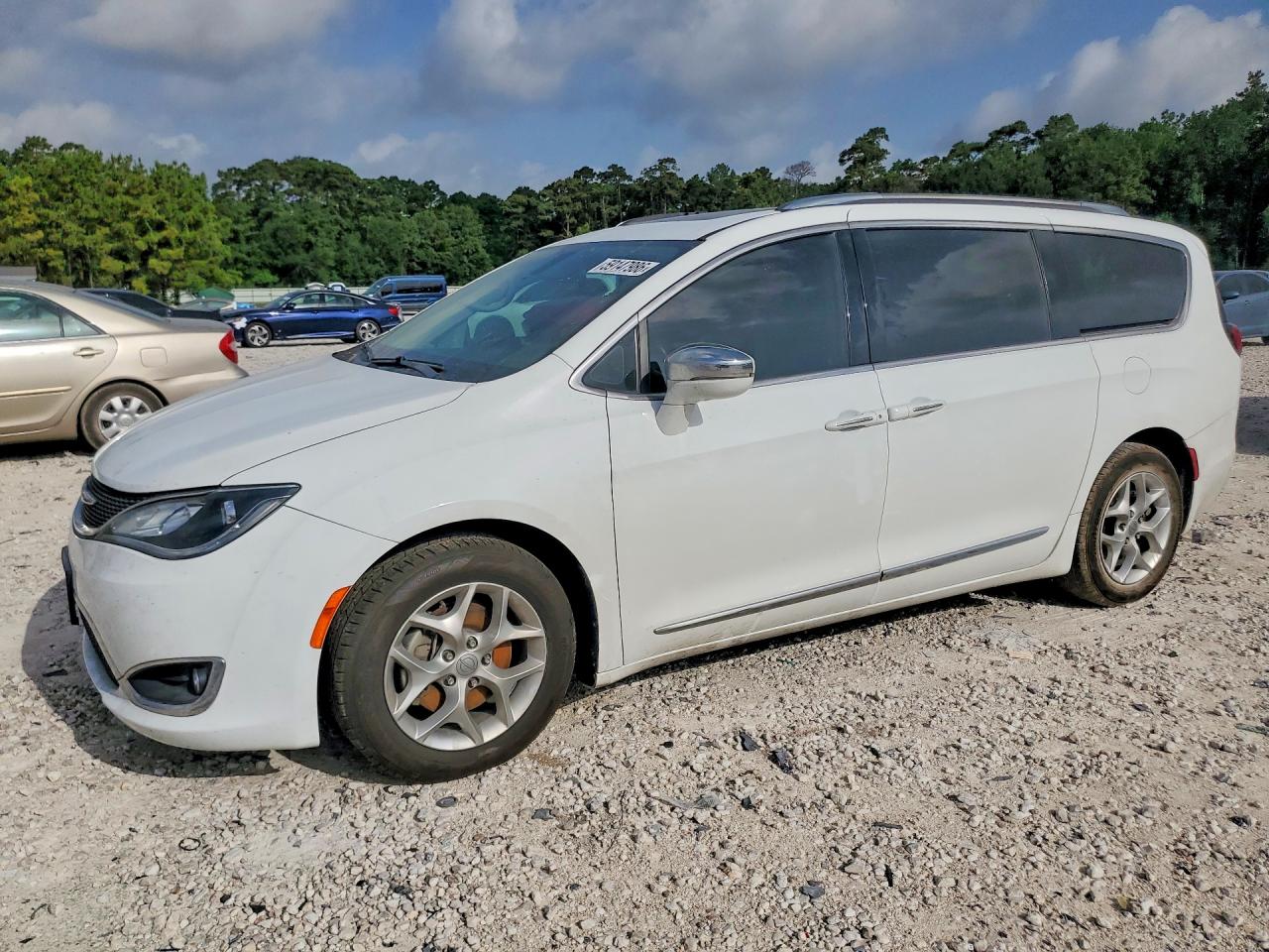 2C4RC1GG2LR166537 · 2020 CHRYSLER PACIFICA