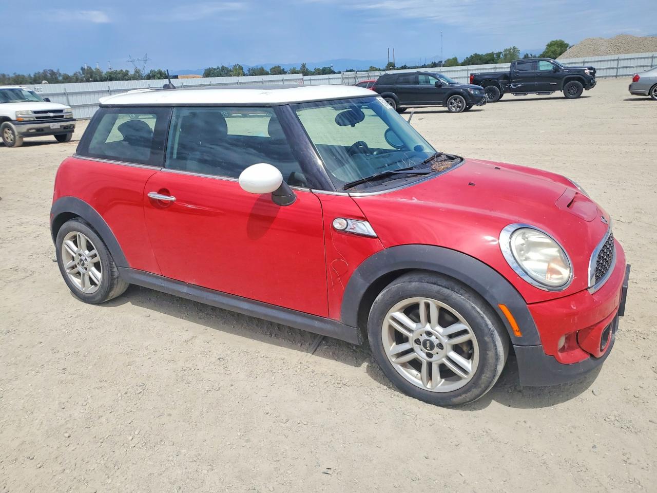 WMWSV3C5XBTY12231 · 2011 MINI COOPER · 4/12