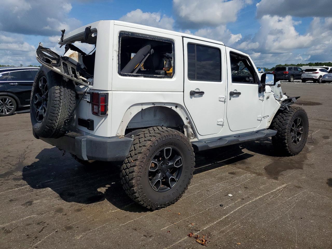 1C4BJWEG4HL696953 · 2017 JEEP WRANGLER UNLIMITED · 3/12