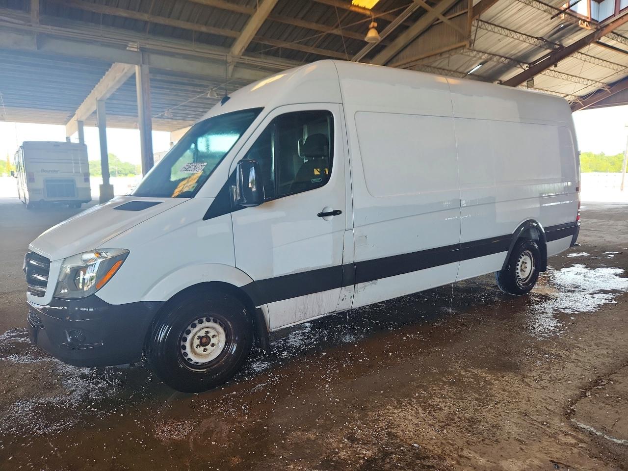 WD3PE8DD0GP361204 · 2016 MERCEDES-BENZ SPRINTER