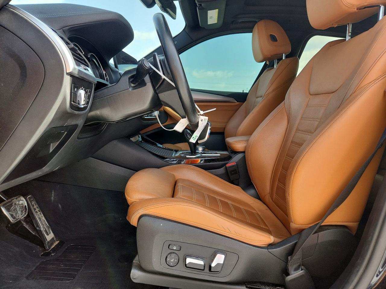 5UXTR9C5XJLD58481 · 2018 BMW X3 · 7/14