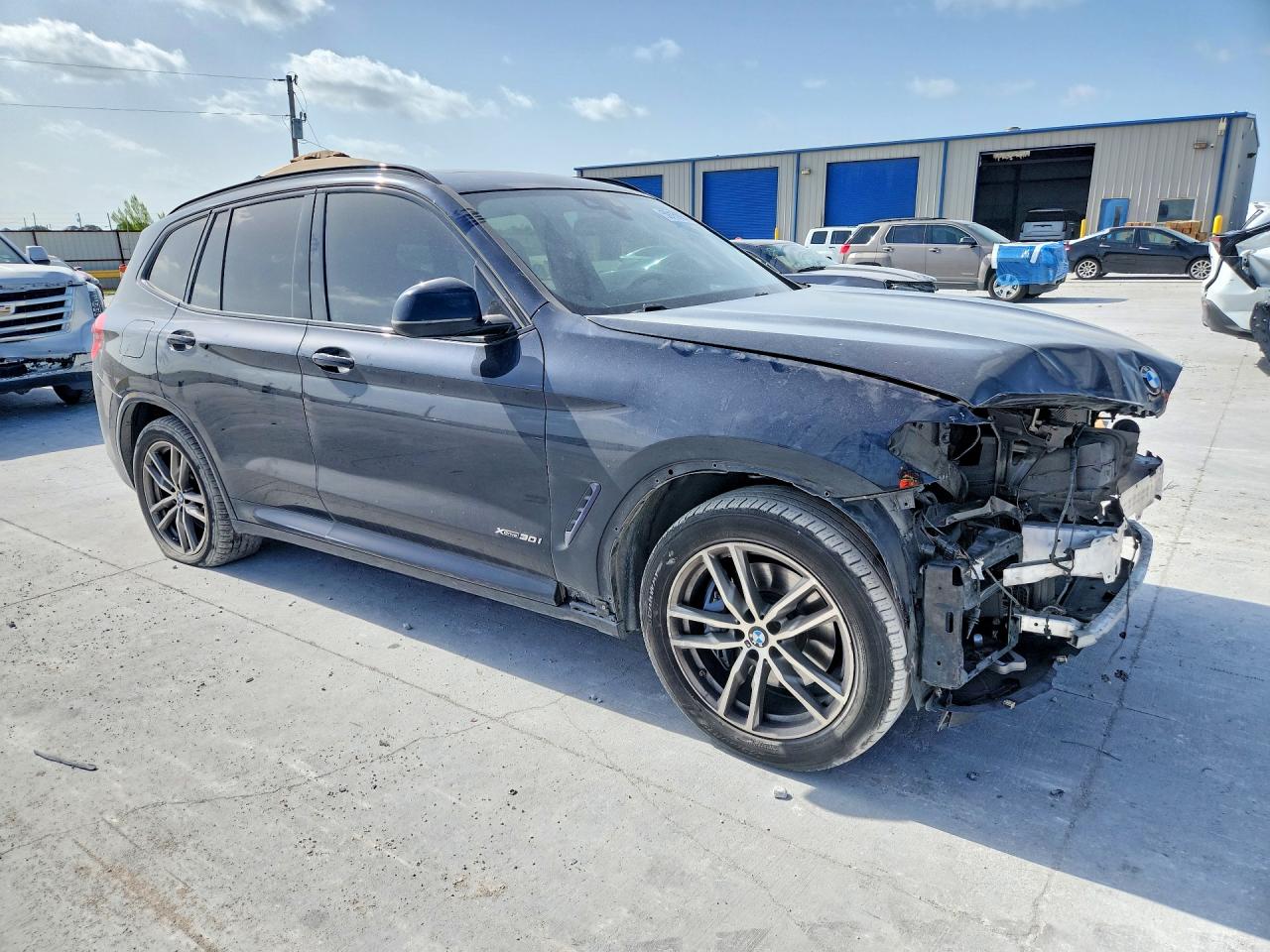 5UXTR9C5XJLD58481 · 2018 BMW X3 · 4/14