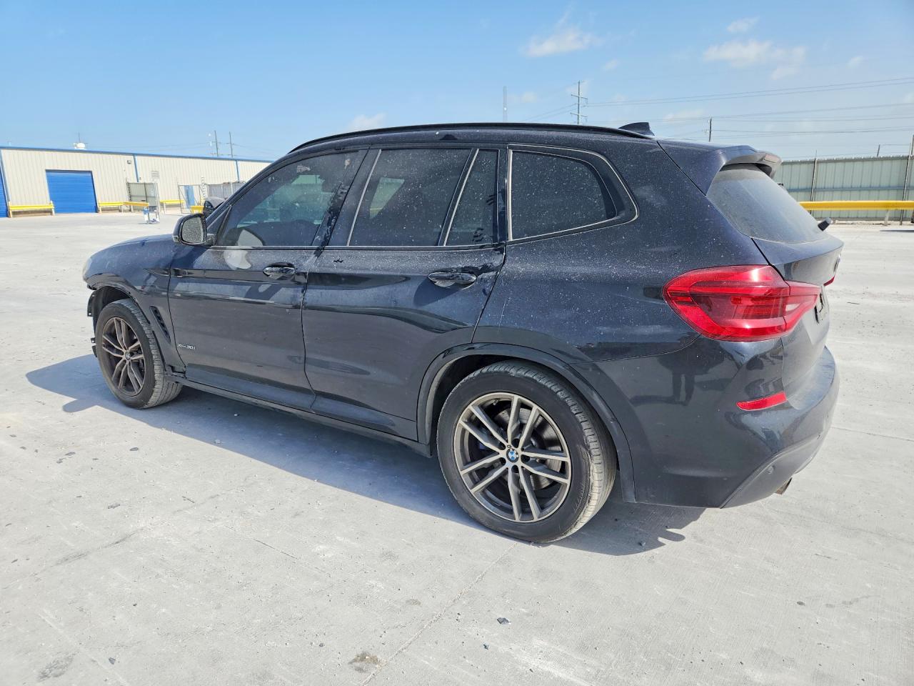 5UXTR9C5XJLD58481 · 2018 BMW X3 · 2/14