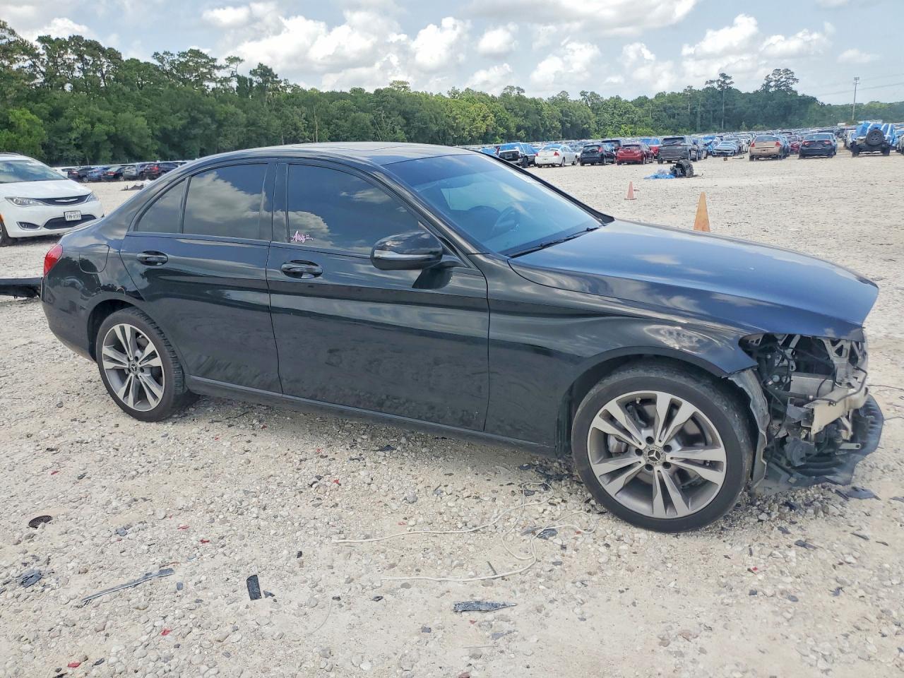 55SWF4KB5JU279610 · 2018 MERCEDES-BENZ C · 4/13