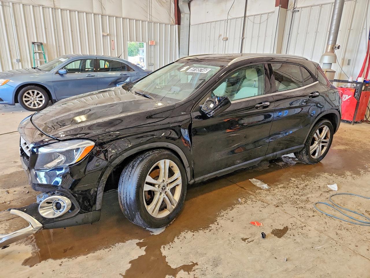 WDCTG4GB2JJ463321 · 2018 MERCEDES-BENZ GLA