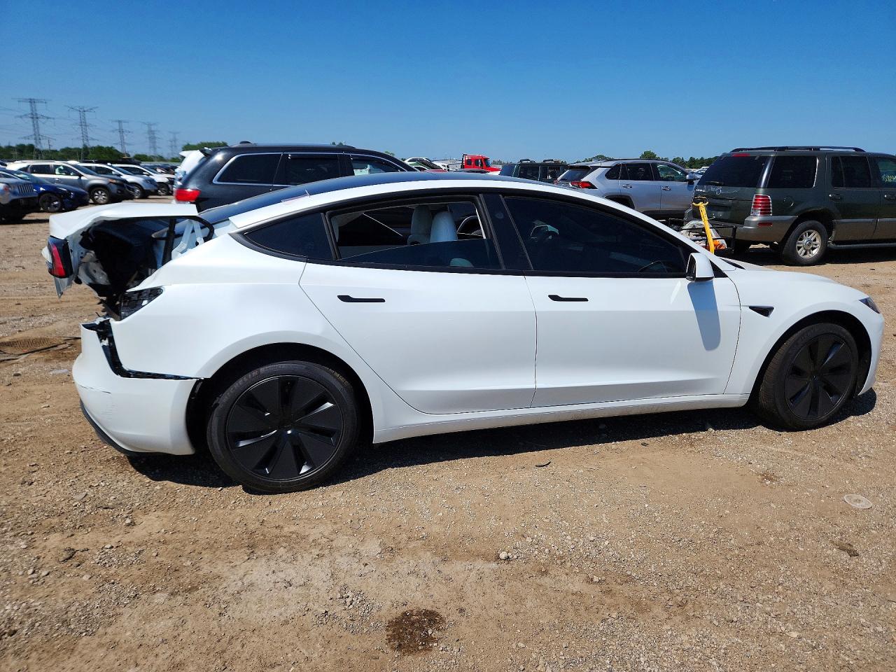 5YJ3E1EB7TF172403 · 2026 TESLA MODEL 3 · 3/12