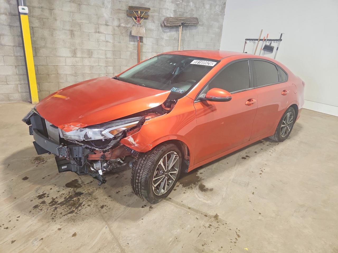 3KPF24AD2NE467397 · 2022 KIA FORTE