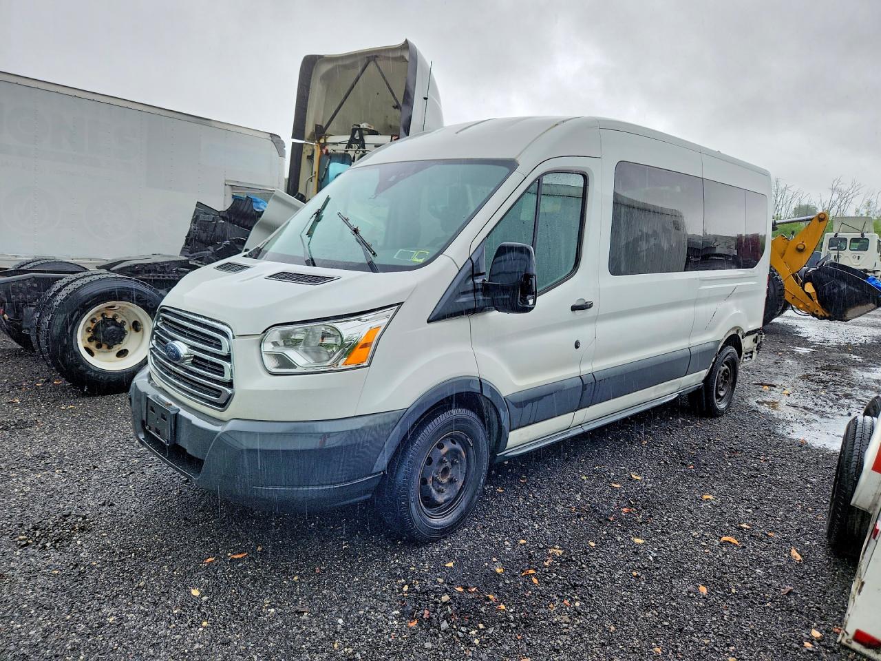 1FBAX2CM3JKB03904 · 2018 FORD TRANSIT