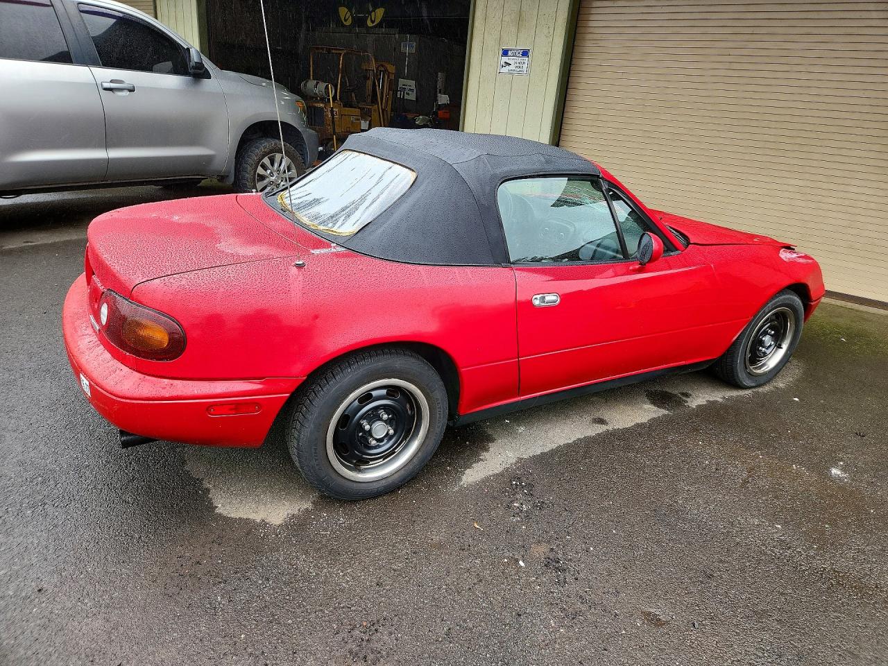 JM1NA3530T0716814 · 1996 MAZDA MX-5 MIATA · 3/12