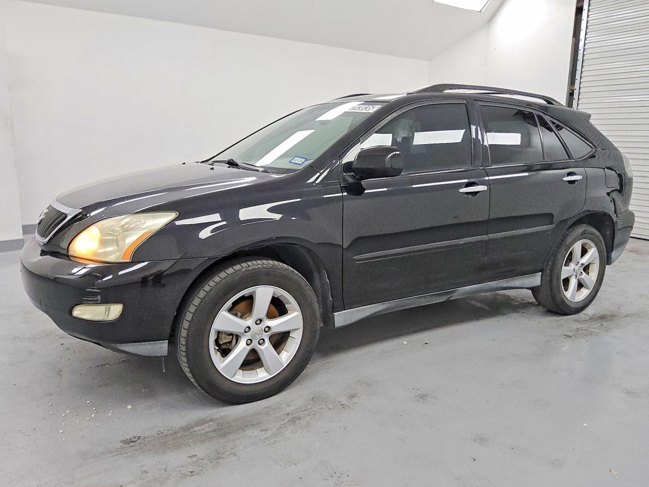 2T2GK31U48C052921 · 2008 LEXUS RX