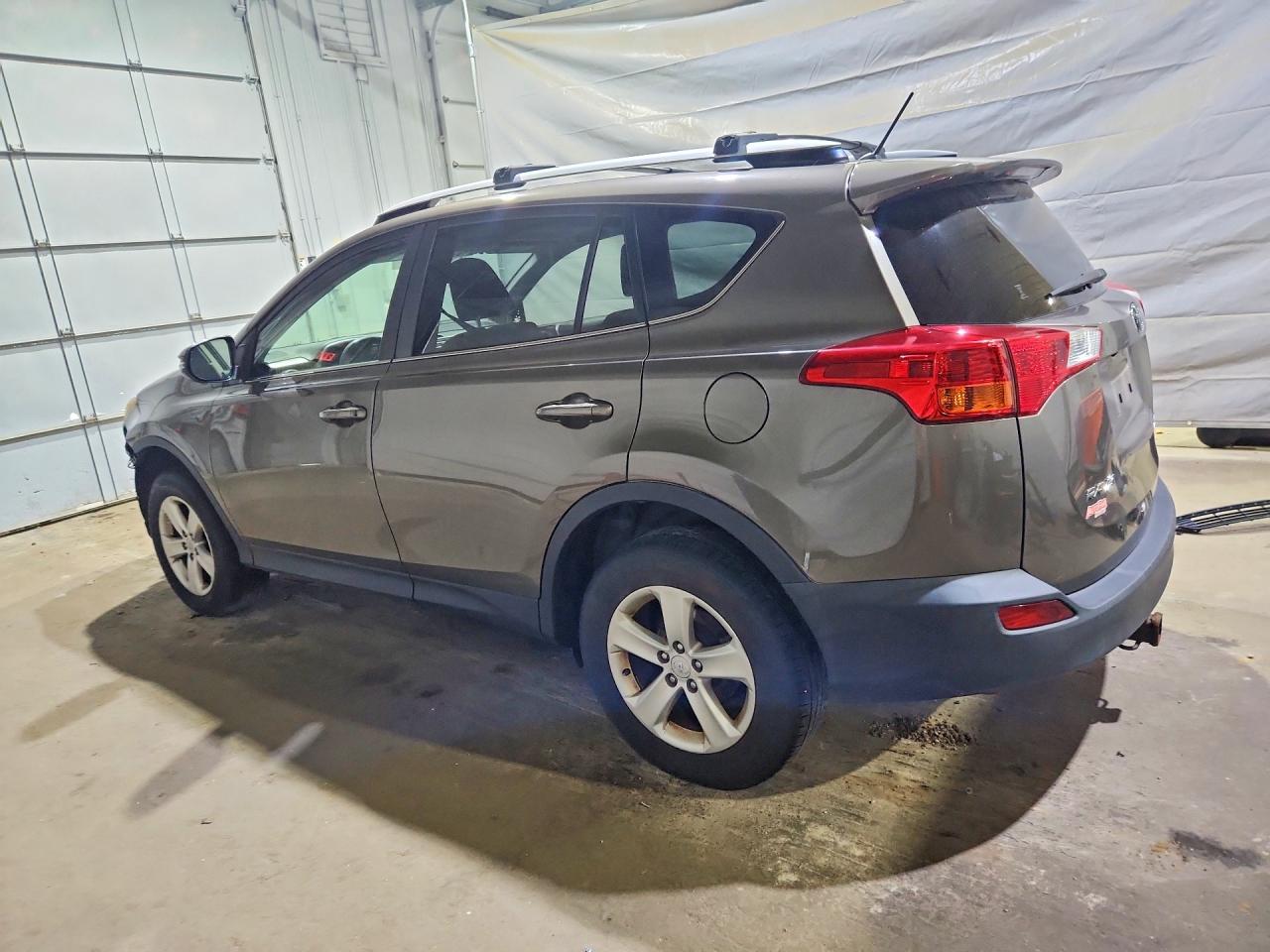 JTMRFREV7D5007731 · 2013 TOYOTA RAV4 · 2/14
