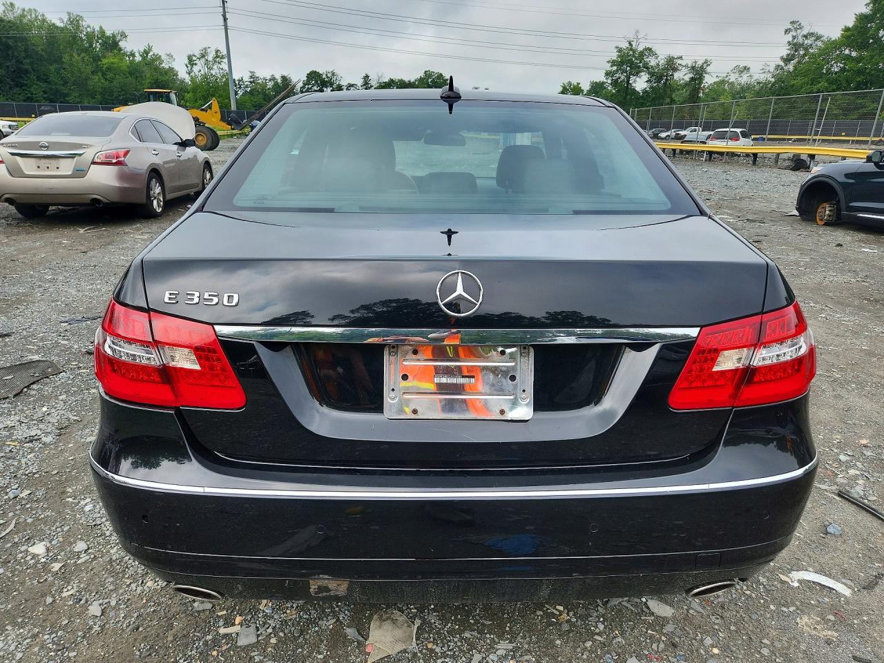 WDDHF5KB2CA528009 · 2012 MERCEDES-BENZ E · 6/12